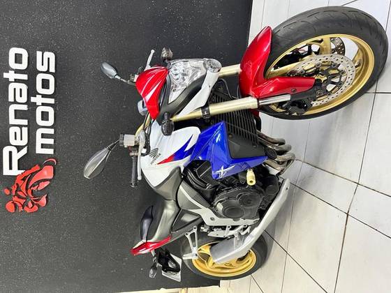 HONDA CB 1000R 